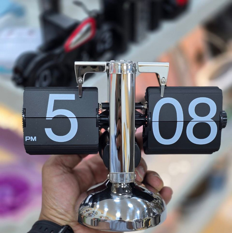 ساعت رومیزی ورقه ای Flip Clock اورجینال در چهار رنگ ضمانت تست و مرجوعی در صورت ایراد ارسال فوری